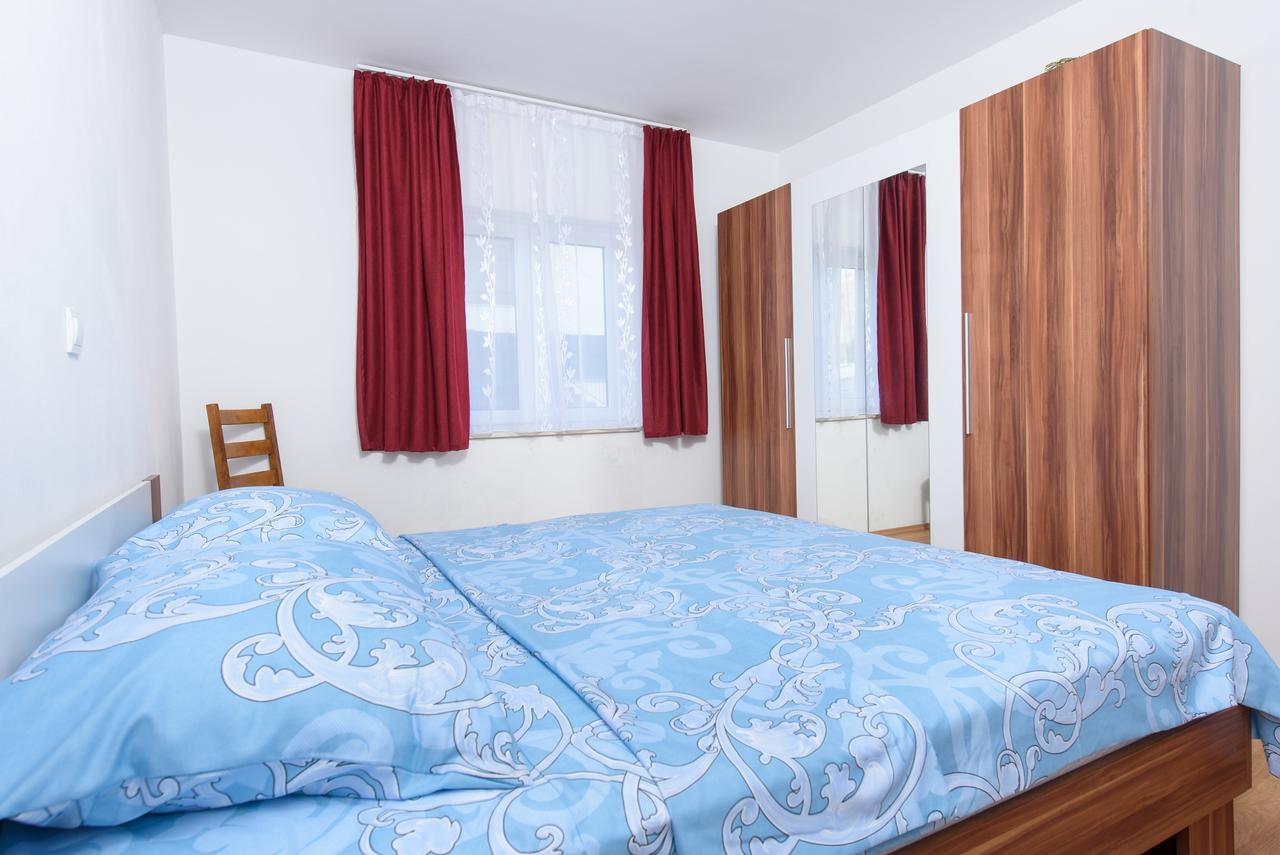Apartment Drmic Kastela Bagian luar foto