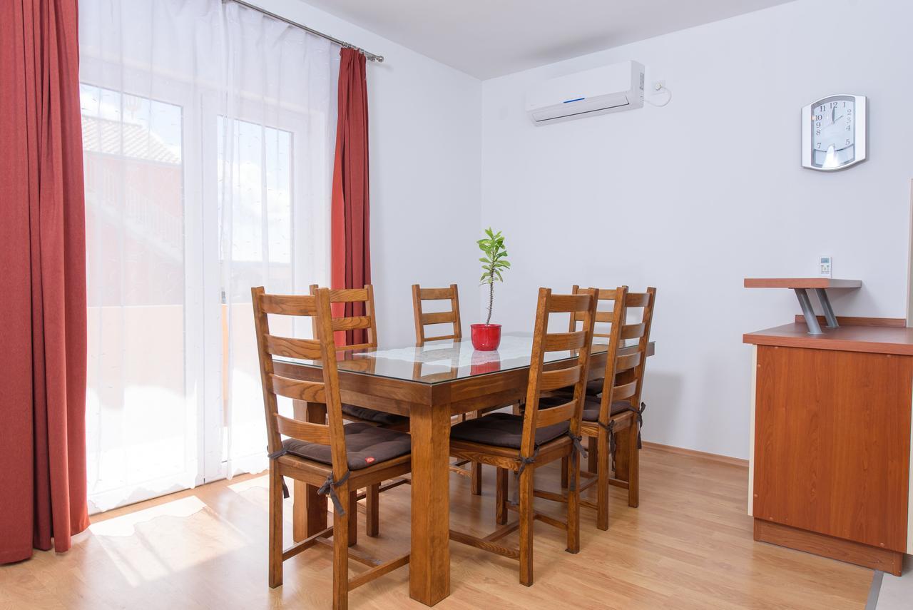 Apartment Drmic Kastela Bagian luar foto