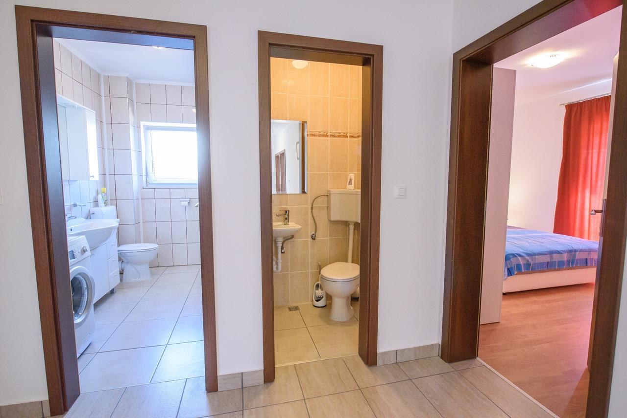Apartment Drmic Kastela Bagian luar foto